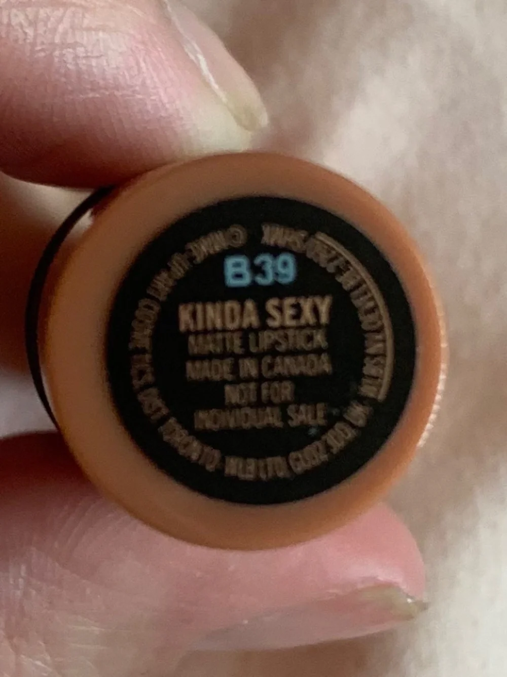 New! MAC Mini Matte Lipstick - Kinda Sexy